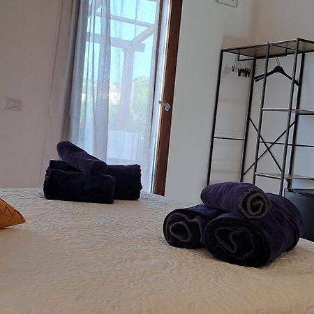San Teodoro Rooms ภายนอก รูปภาพ