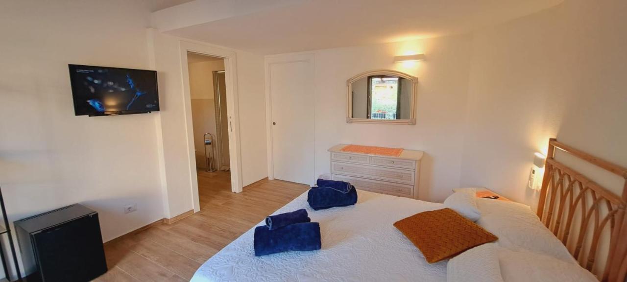 San Teodoro Rooms ภายนอก รูปภาพ